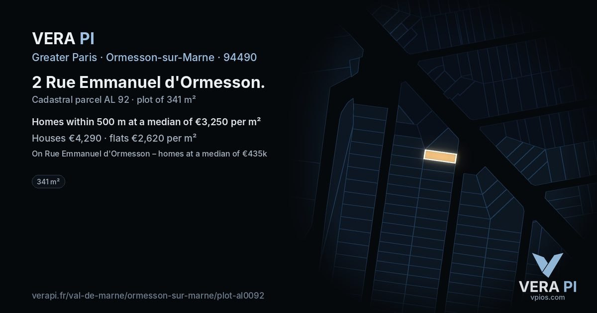 2 Rue Emmanuel d'Ormesson, Ormesson-sur-Marne at night – the plot lit, the parcels around coloured by the prices near them