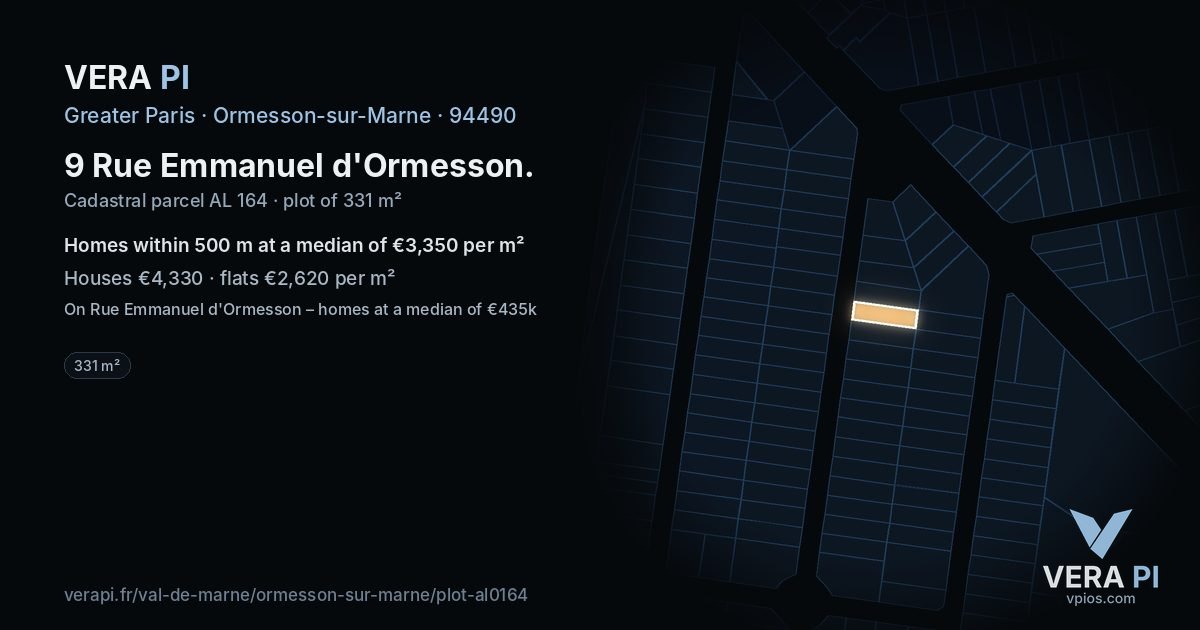 9 Rue Emmanuel d'Ormesson, Ormesson-sur-Marne at night – the plot lit, the parcels around coloured by the prices near them
