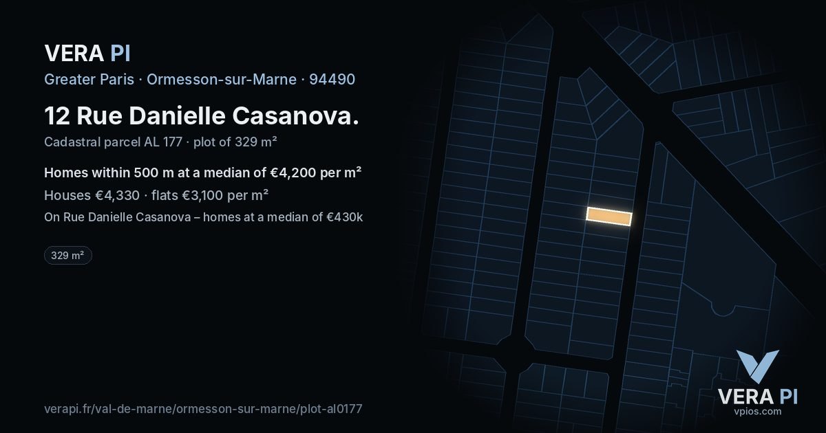12 Rue Danielle Casanova, Ormesson-sur-Marne at night – the plot lit, the parcels around coloured by the prices near them