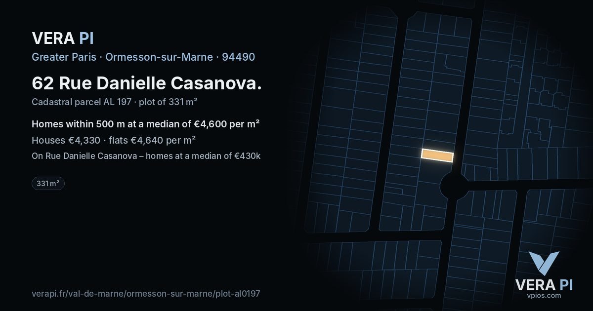 62 Rue Danielle Casanova, Ormesson-sur-Marne at night – the plot lit, the parcels around coloured by the prices near them