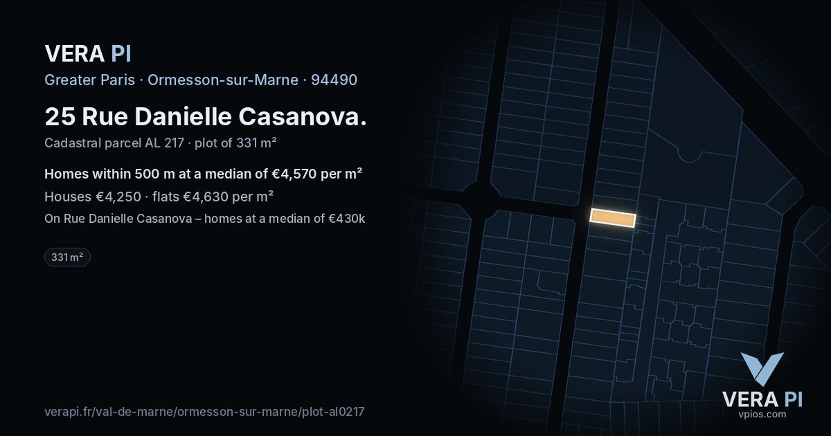 25 Rue Danielle Casanova, Ormesson-sur-Marne at night – the plot lit, the parcels around coloured by the prices near them