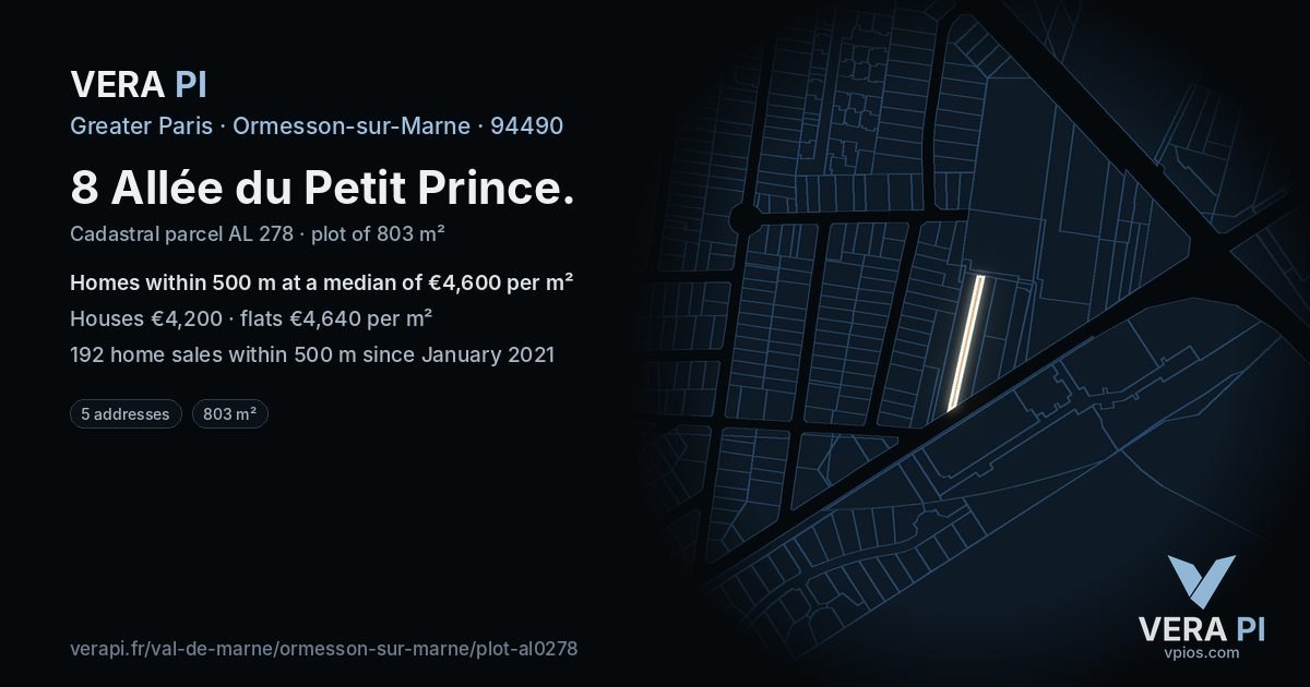 8 Allée du Petit Prince, Ormesson-sur-Marne at night – the plot lit, the parcels around coloured by the prices near them