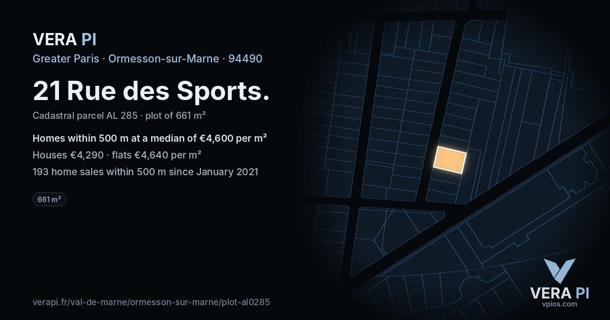 21 Rue des Sports, Ormesson-sur-Marne at night – the plot lit, the parcels around coloured by the prices near them