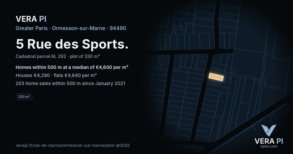 5 Rue des Sports, Ormesson-sur-Marne at night – the plot lit, the parcels around coloured by the prices near them