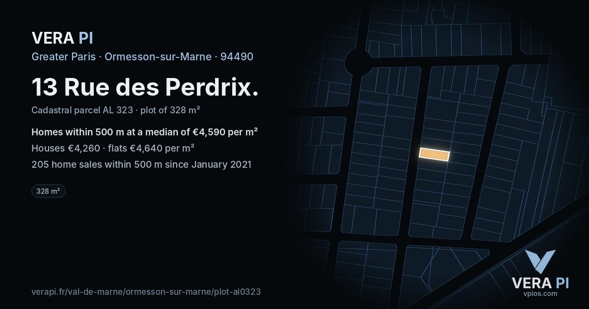 13 Rue des Perdrix, Ormesson-sur-Marne at night – the plot lit, the parcels around coloured by the prices near them