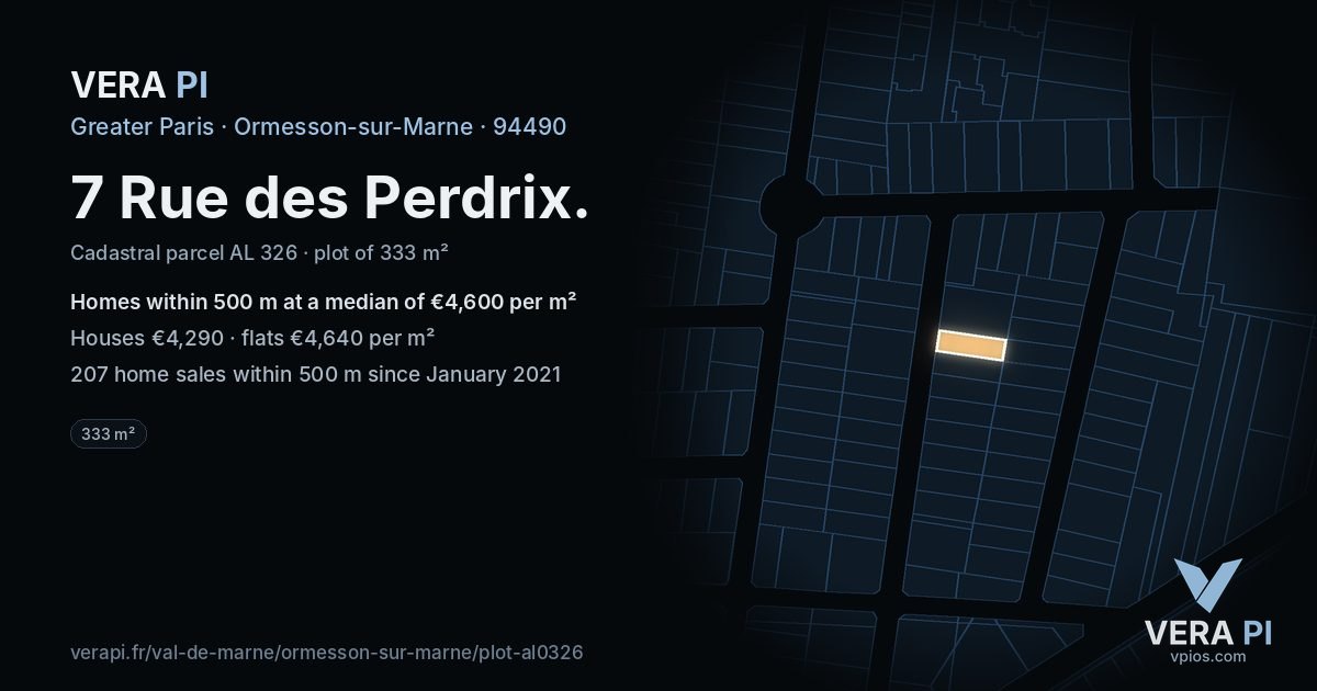 7 Rue des Perdrix, Ormesson-sur-Marne at night – the plot lit, the parcels around coloured by the prices near them