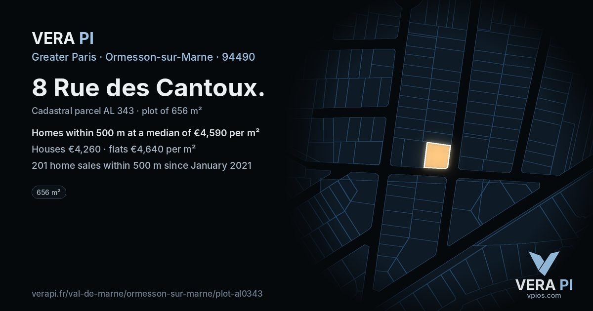 8 Rue des Cantoux, Ormesson-sur-Marne at night – the plot lit, the parcels around coloured by the prices near them