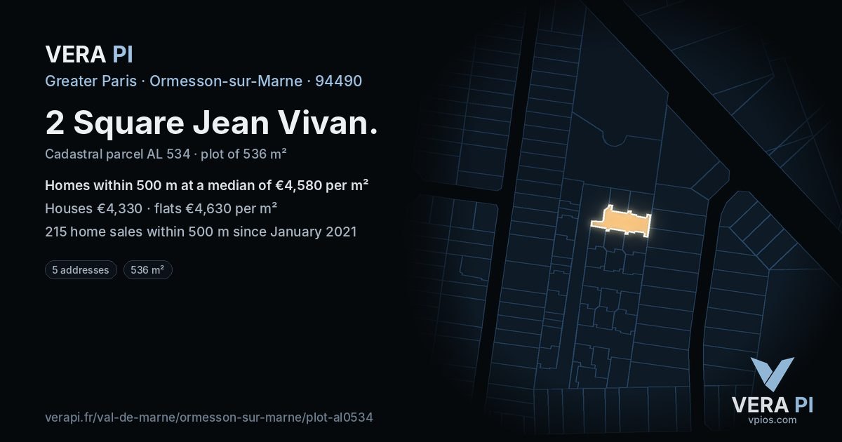 2 Square Jean Vivan, Ormesson-sur-Marne at night – the plot lit, the parcels around coloured by the prices near them