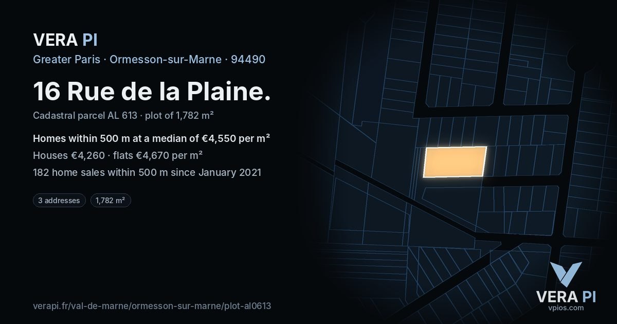 16 Rue de la Plaine, Ormesson-sur-Marne at night – the plot lit, the parcels around coloured by the prices near them