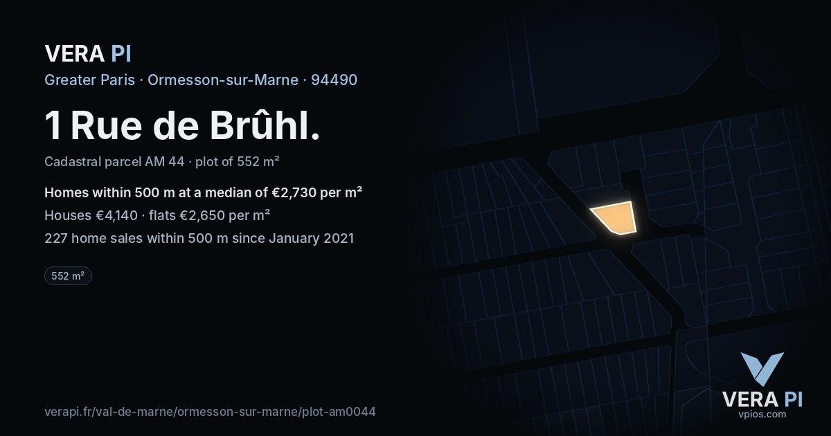 1 Rue de Brûhl, Ormesson-sur-Marne at night – the plot lit, the parcels around coloured by the prices near them