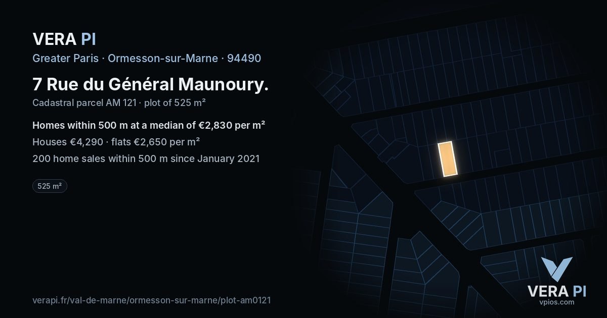 7 Rue du Général Maunoury, Ormesson-sur-Marne at night – the plot lit, the parcels around coloured by the prices near them