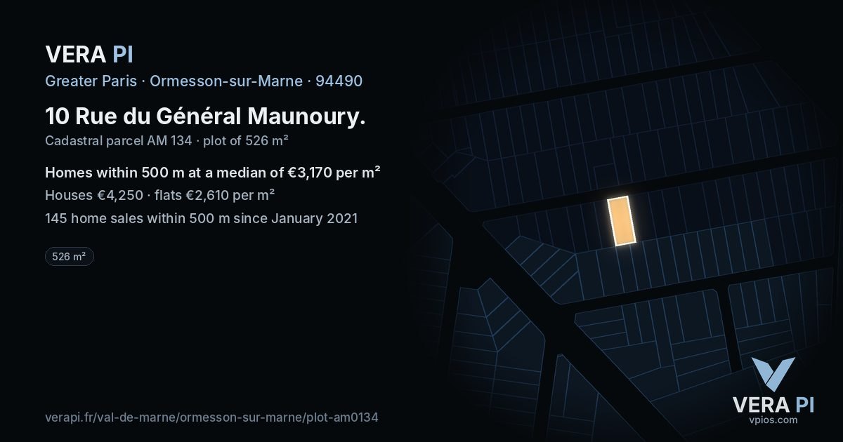 10 Rue du Général Maunoury, Ormesson-sur-Marne at night – the plot lit, the parcels around coloured by the prices near them