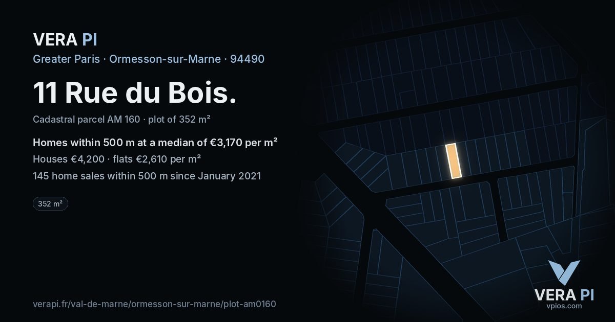 11 Rue du Bois, Ormesson-sur-Marne at night – the plot lit, the parcels around coloured by the prices near them