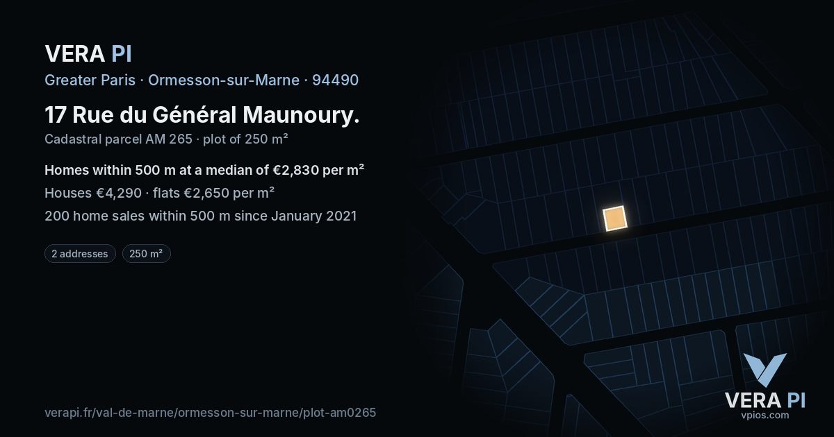 17 Rue du Général Maunoury, Ormesson-sur-Marne at night – the plot lit, the parcels around coloured by the prices near them