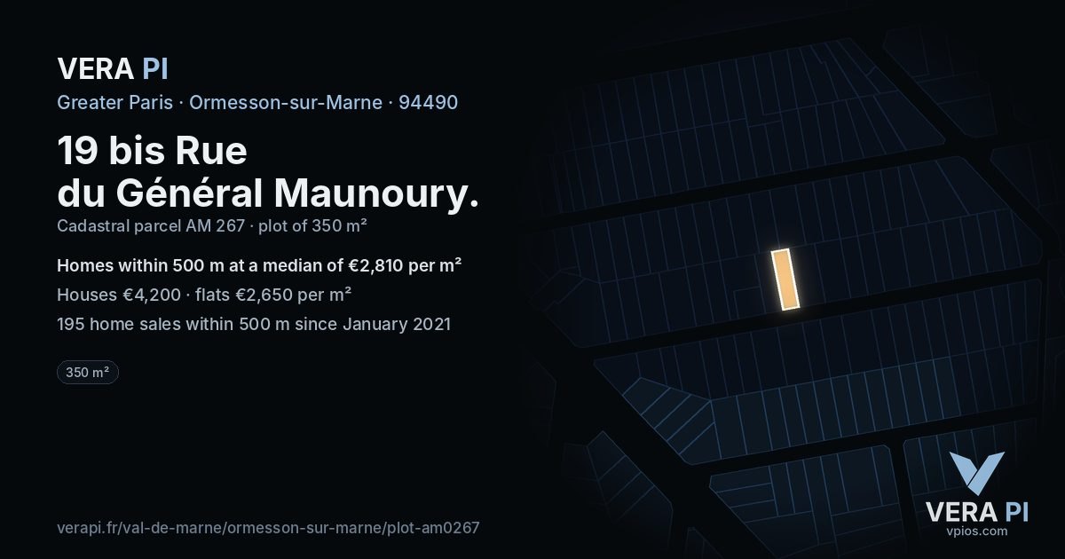 19 bis Rue du Général Maunoury, Ormesson-sur-Marne at night – the plot lit, the parcels around coloured by the prices near them