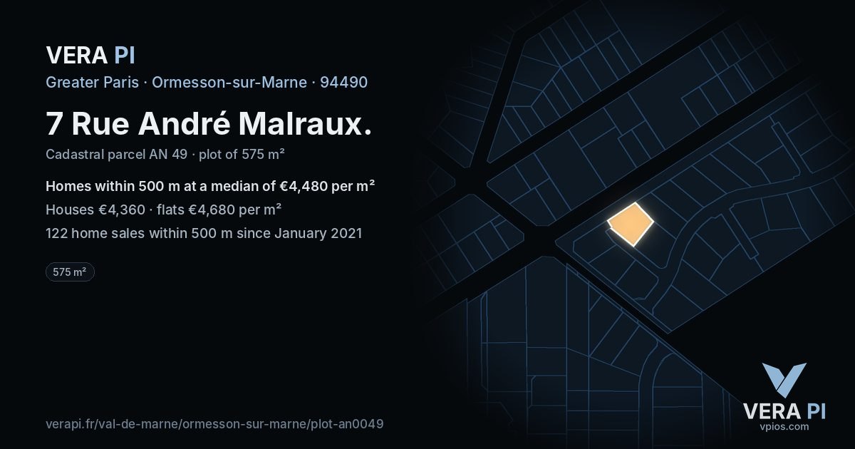 7 Rue André Malraux, Ormesson-sur-Marne at night – the plot lit, the parcels around coloured by the prices near them