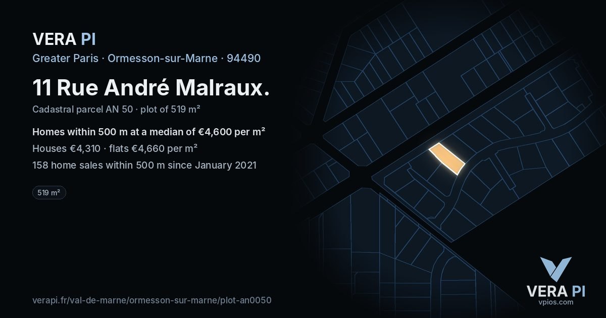 11 Rue André Malraux, Ormesson-sur-Marne at night – the plot lit, the parcels around coloured by the prices near them