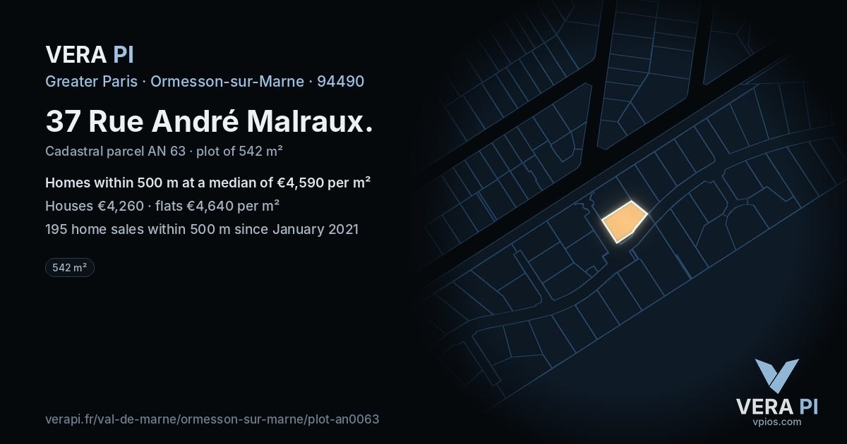 37 Rue André Malraux, Ormesson-sur-Marne at night – the plot lit, the parcels around coloured by the prices near them