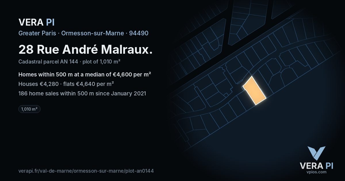 28 Rue André Malraux, Ormesson-sur-Marne at night – the plot lit, the parcels around coloured by the prices near them