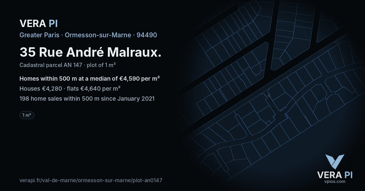 35 Rue André Malraux, Ormesson-sur-Marne at night – the plot lit, the parcels around coloured by the prices near them