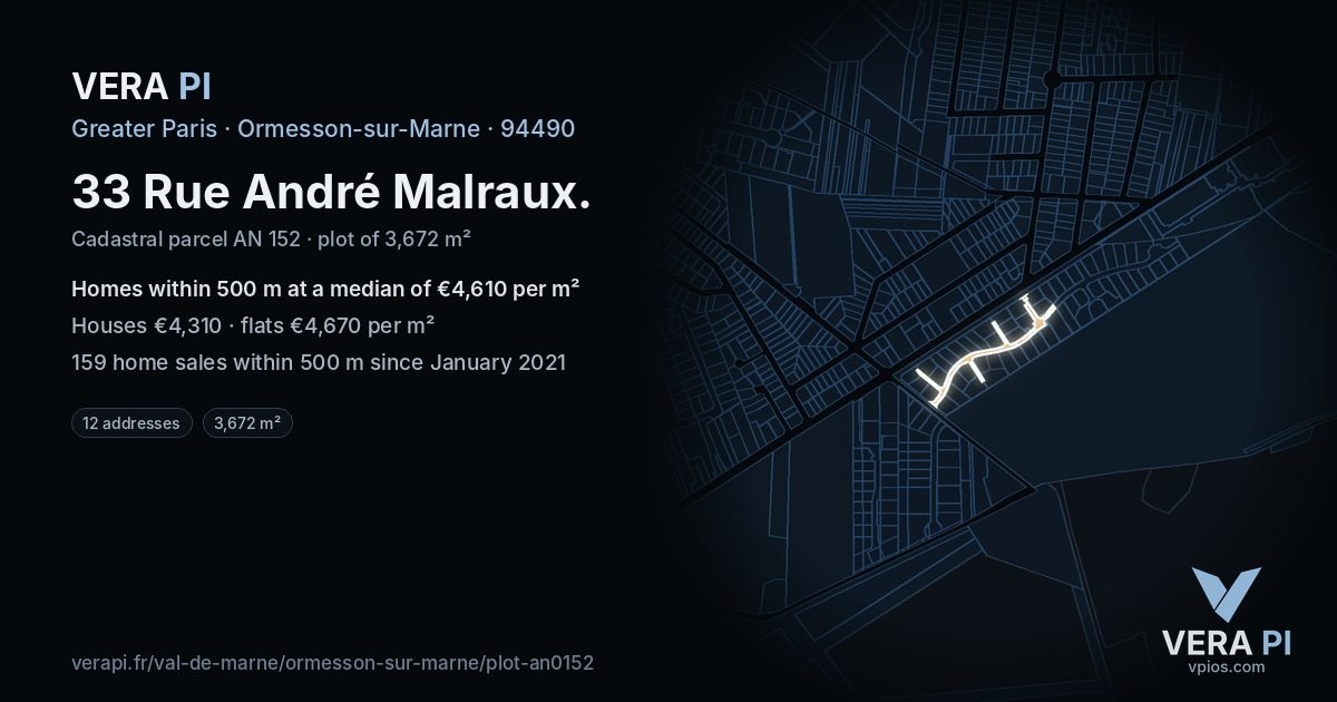 33 Rue André Malraux, Ormesson-sur-Marne at night – the plot lit, the parcels around coloured by the prices near them