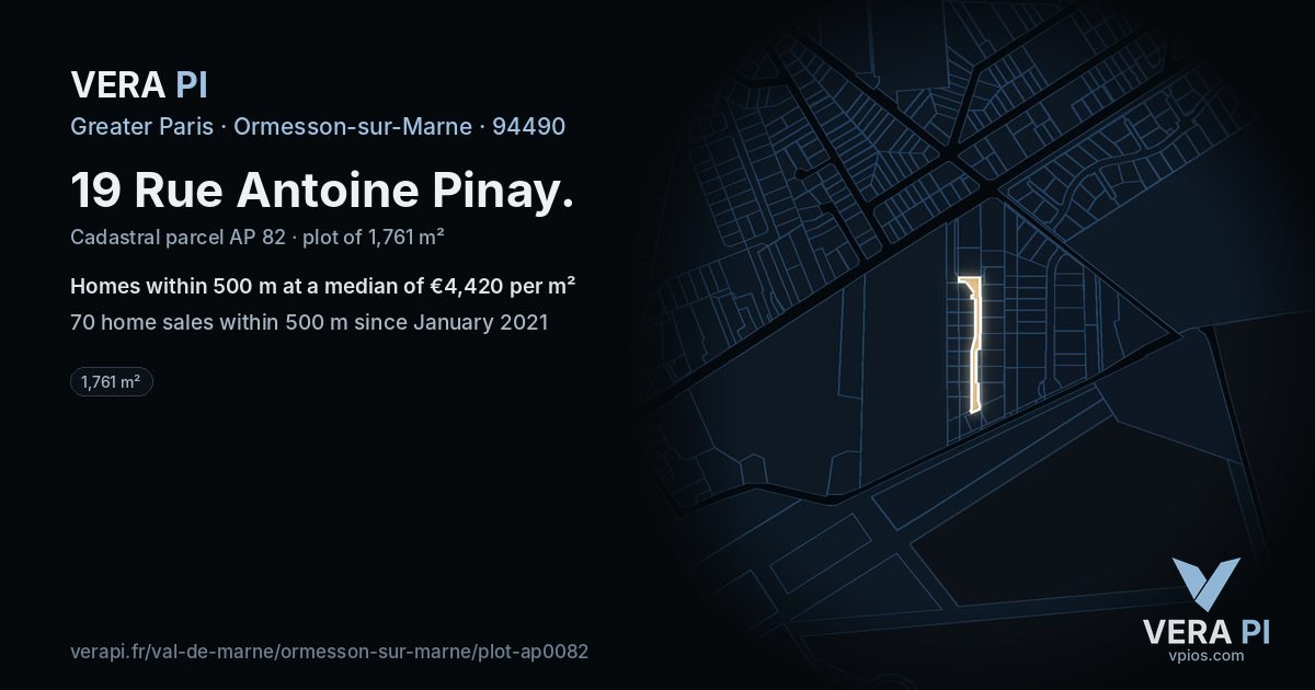 19 Rue Antoine Pinay, Ormesson-sur-Marne at night – the plot lit, the parcels around coloured by the prices near them