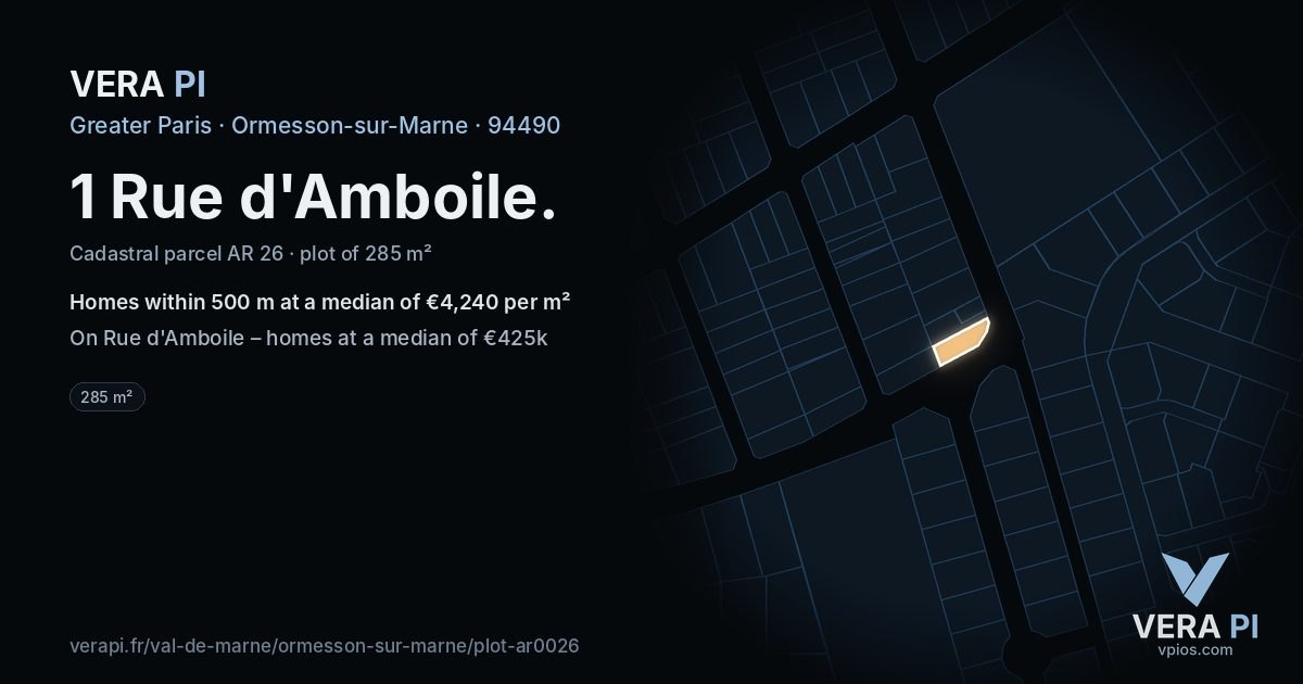 1 Rue d'Amboile, Ormesson-sur-Marne at night – the plot lit, the parcels around coloured by the prices near them