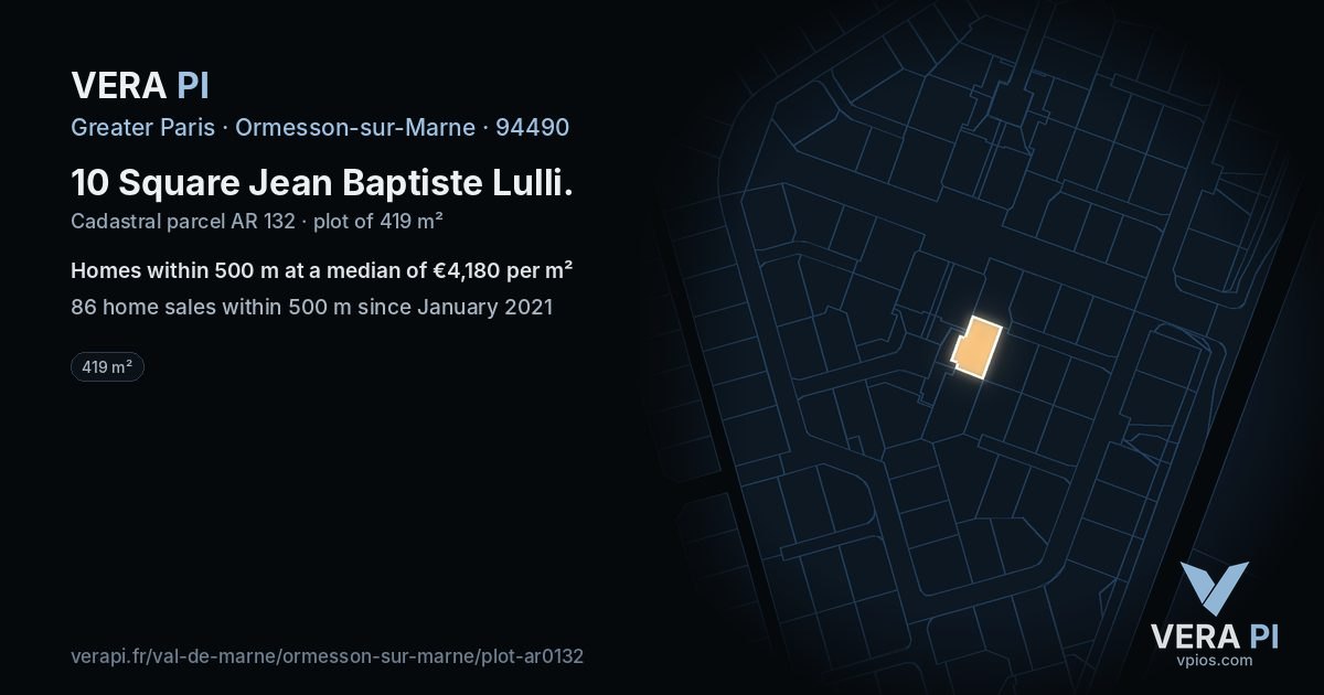 10 Square Jean Baptiste Lulli, Ormesson-sur-Marne at night – the plot lit, the parcels around coloured by the prices near them