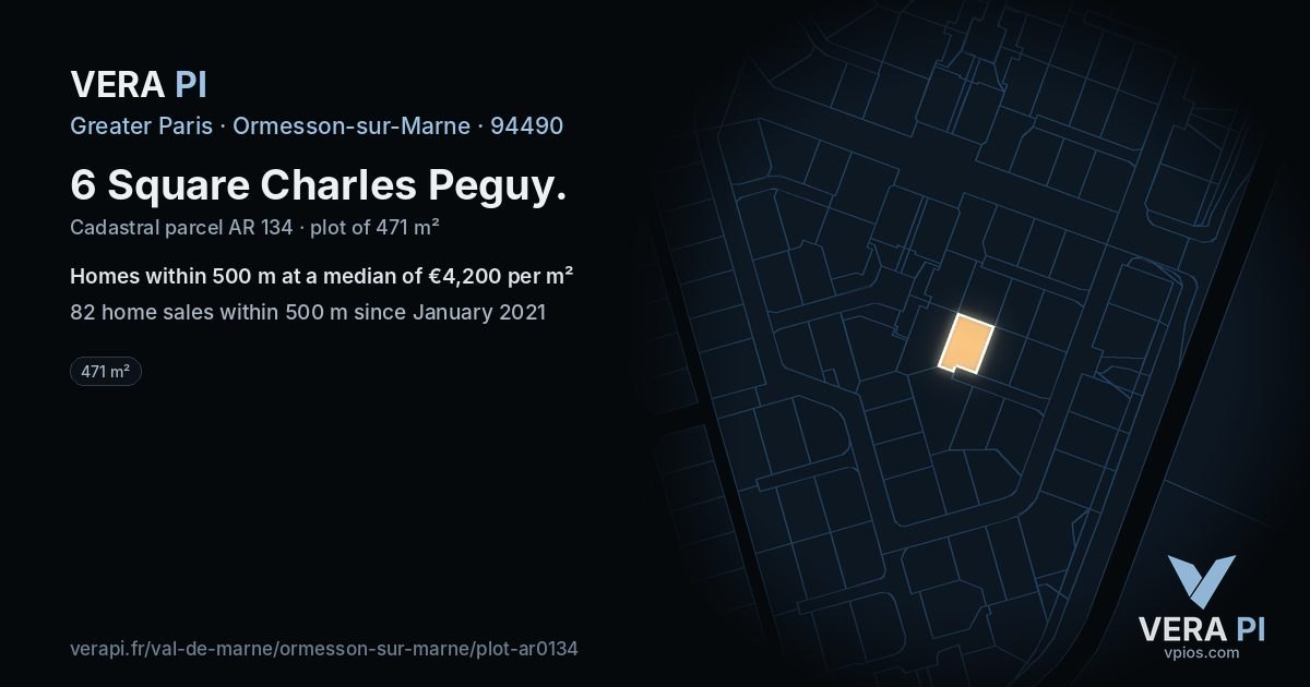 6 Square Charles Peguy, Ormesson-sur-Marne at night – the plot lit, the parcels around coloured by the prices near them