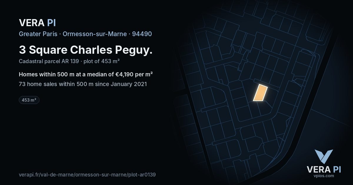 3 Square Charles Peguy, Ormesson-sur-Marne at night – the plot lit, the parcels around coloured by the prices near them