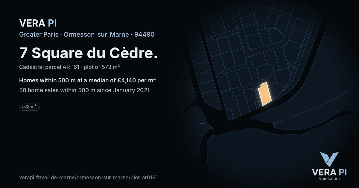 7 Square du Cèdre, Ormesson-sur-Marne at night – the plot lit, the parcels around coloured by the prices near them