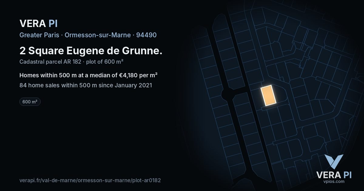 2 Square Eugene de Grunne, Ormesson-sur-Marne at night – the plot lit, the parcels around coloured by the prices near them