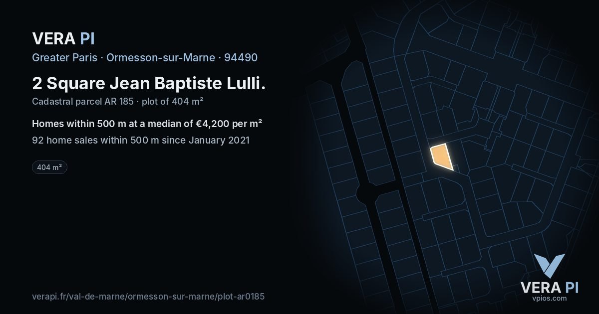 2 Square Jean Baptiste Lulli, Ormesson-sur-Marne at night – the plot lit, the parcels around coloured by the prices near them