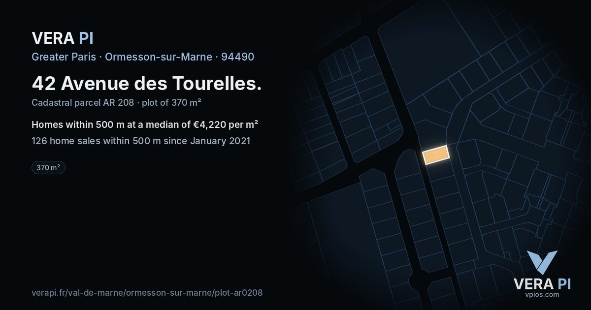 42 Avenue des Tourelles, Ormesson-sur-Marne at night – the plot lit, the parcels around coloured by the prices near them