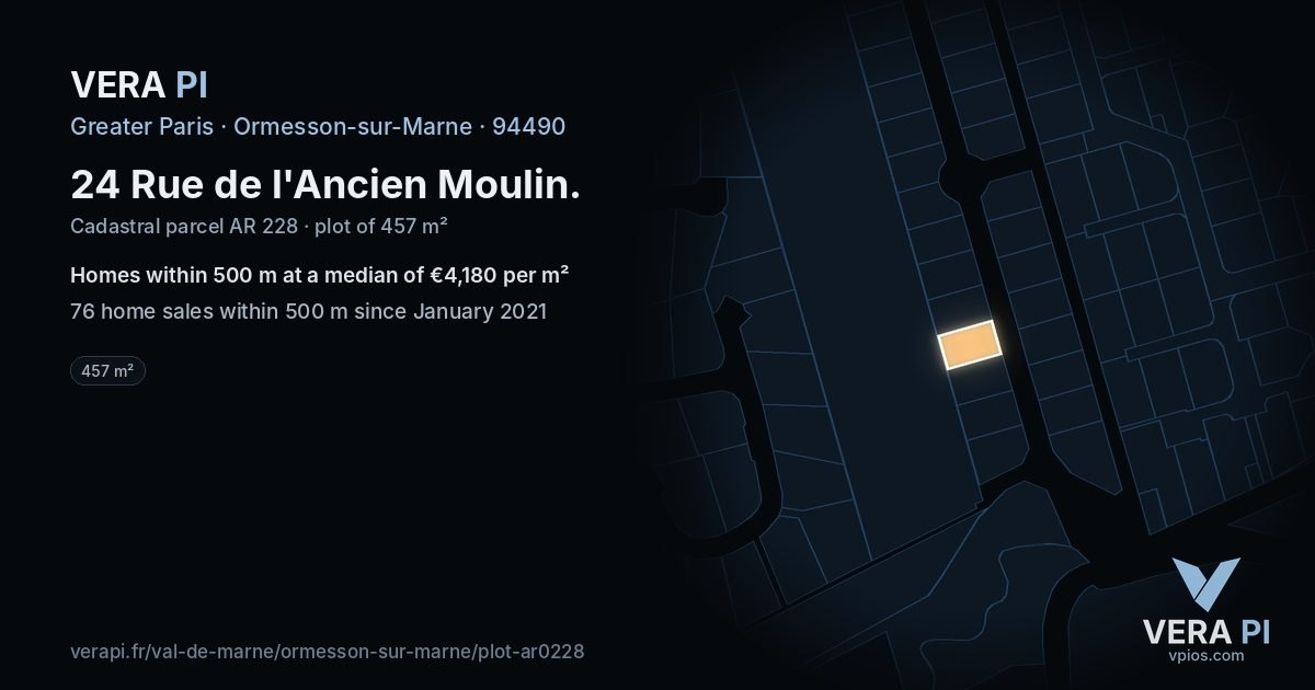 24 Rue de l'Ancien Moulin, Ormesson-sur-Marne at night – the plot lit, the parcels around coloured by the prices near them