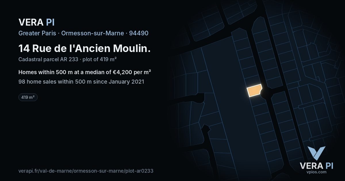 14 Rue de l'Ancien Moulin, Ormesson-sur-Marne at night – the plot lit, the parcels around coloured by the prices near them