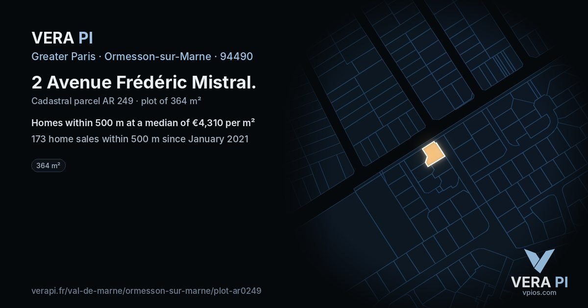 2 Avenue Frédéric Mistral, Ormesson-sur-Marne at night – the plot lit, the parcels around coloured by the prices near them