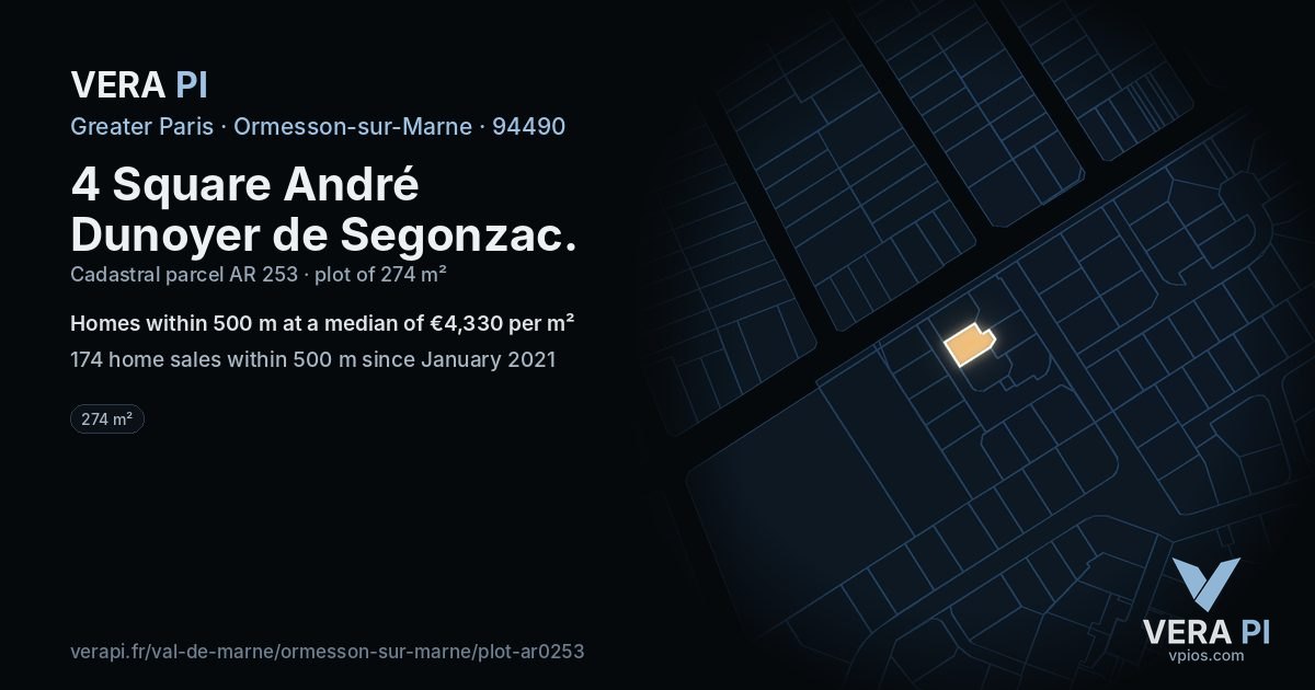 4 Square André Dunoyer de Segonzac, Ormesson-sur-Marne at night – the plot lit, the parcels around coloured by the prices near them