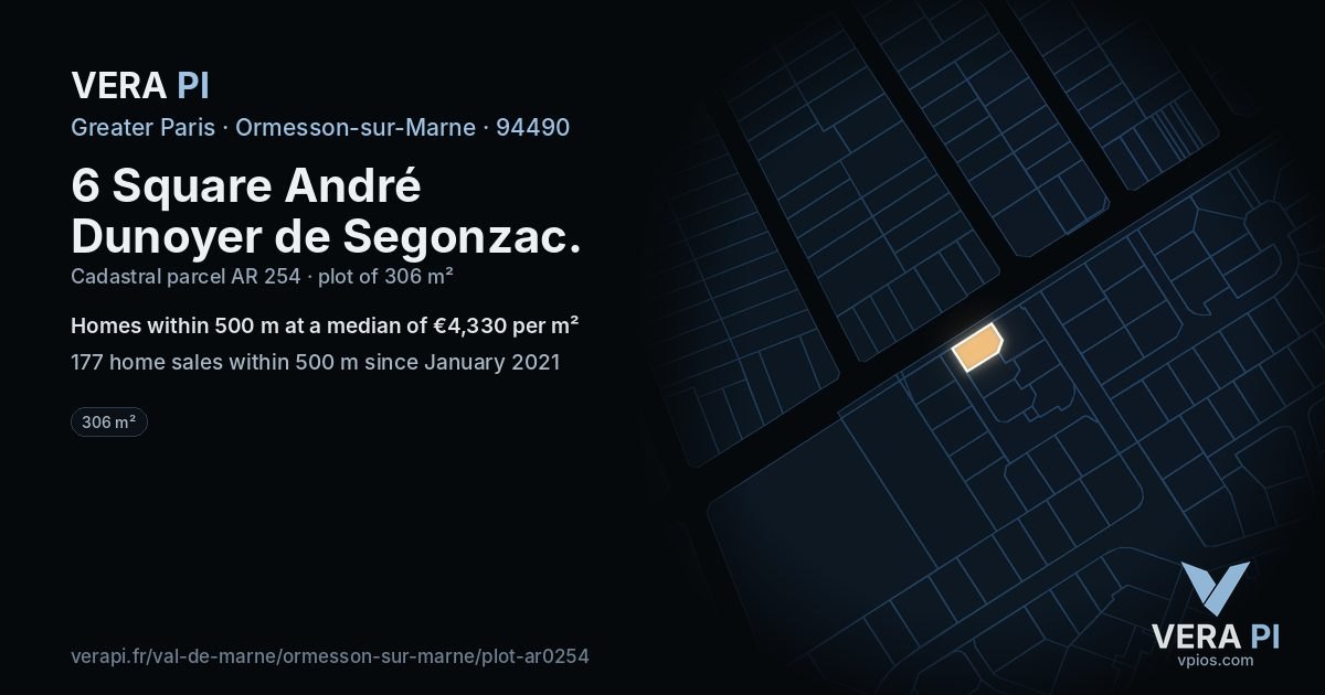 6 Square André Dunoyer de Segonzac, Ormesson-sur-Marne at night – the plot lit, the parcels around coloured by the prices near them
