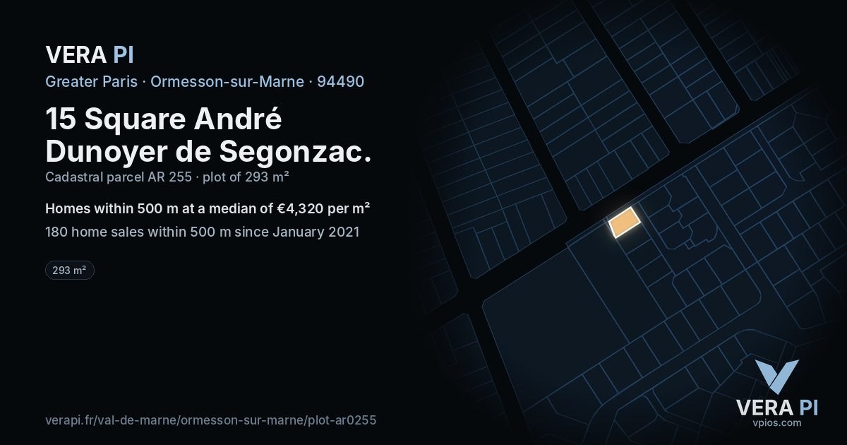 15 Square André Dunoyer de Segonzac, Ormesson-sur-Marne at night – the plot lit, the parcels around coloured by the prices near them