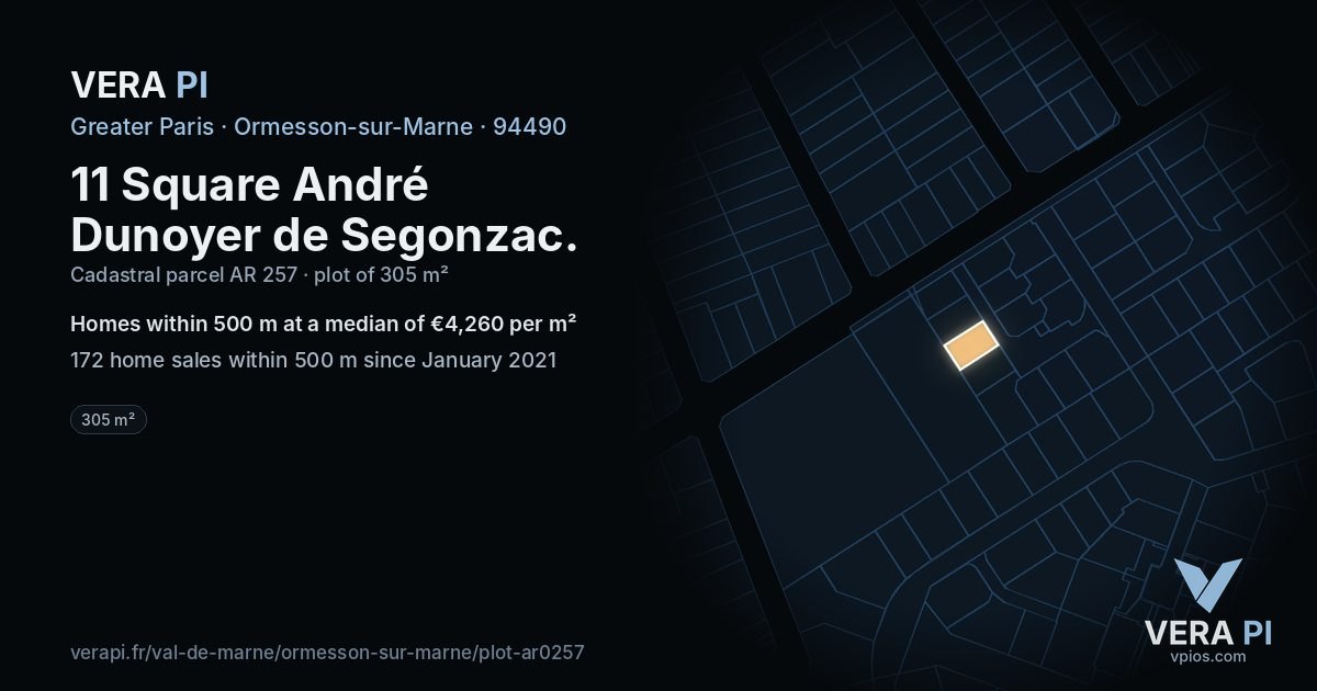 11 Square André Dunoyer de Segonzac, Ormesson-sur-Marne at night – the plot lit, the parcels around coloured by the prices near them