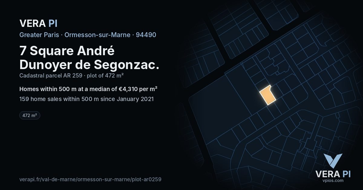 7 Square André Dunoyer de Segonzac, Ormesson-sur-Marne at night – the plot lit, the parcels around coloured by the prices near them