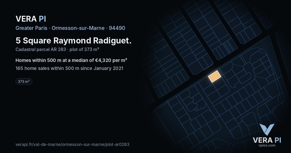 5 Square Raymond Radiguet, Ormesson-sur-Marne at night – the plot lit, the parcels around coloured by the prices near them