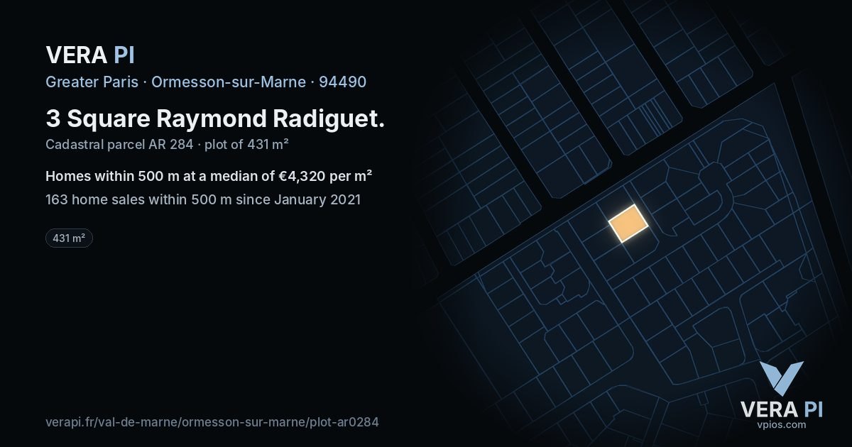 3 Square Raymond Radiguet, Ormesson-sur-Marne at night – the plot lit, the parcels around coloured by the prices near them