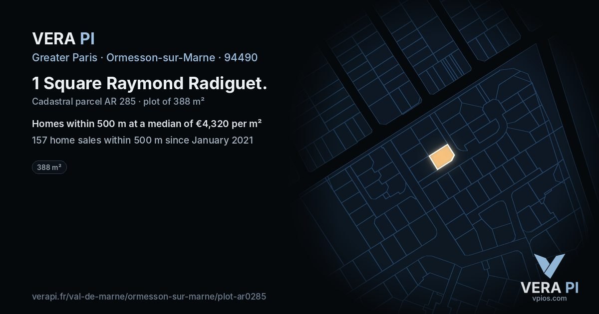 1 Square Raymond Radiguet, Ormesson-sur-Marne at night – the plot lit, the parcels around coloured by the prices near them