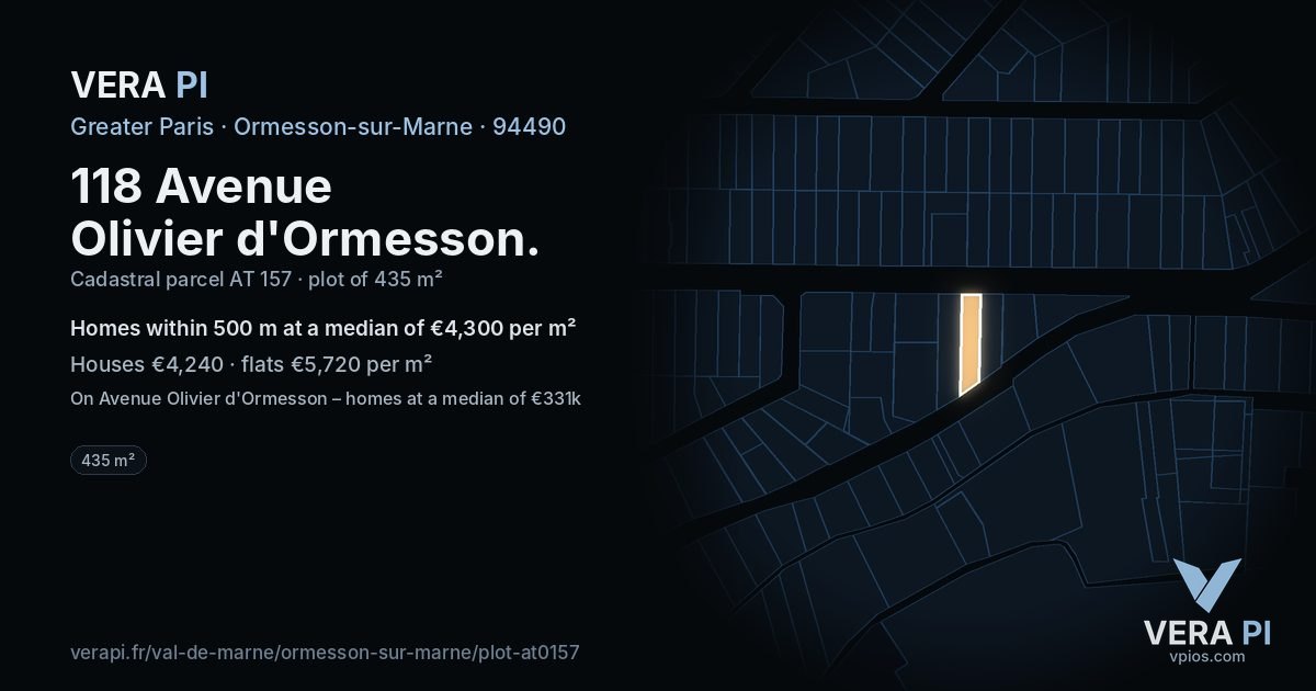 118 Avenue Olivier d'Ormesson, Ormesson-sur-Marne at night – the plot lit, the parcels around coloured by the prices near them