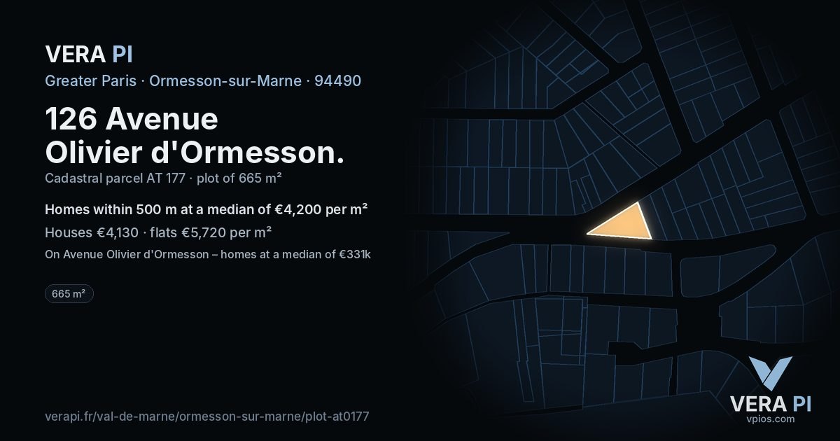 126 Avenue Olivier d'Ormesson, Ormesson-sur-Marne at night – the plot lit, the parcels around coloured by the prices near them