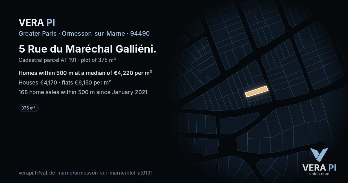 5 Rue du Maréchal Galliéni, Ormesson-sur-Marne at night – the plot lit, the parcels around coloured by the prices near them