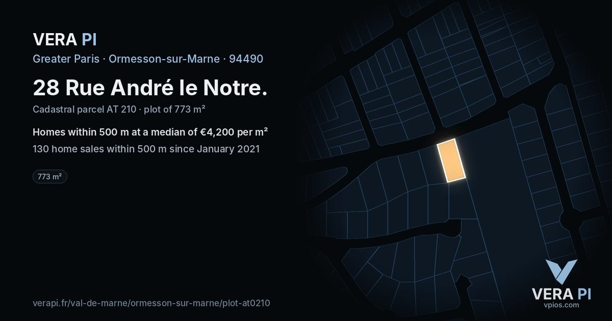 28 Rue André le Notre, Ormesson-sur-Marne at night – the plot lit, the parcels around coloured by the prices near them