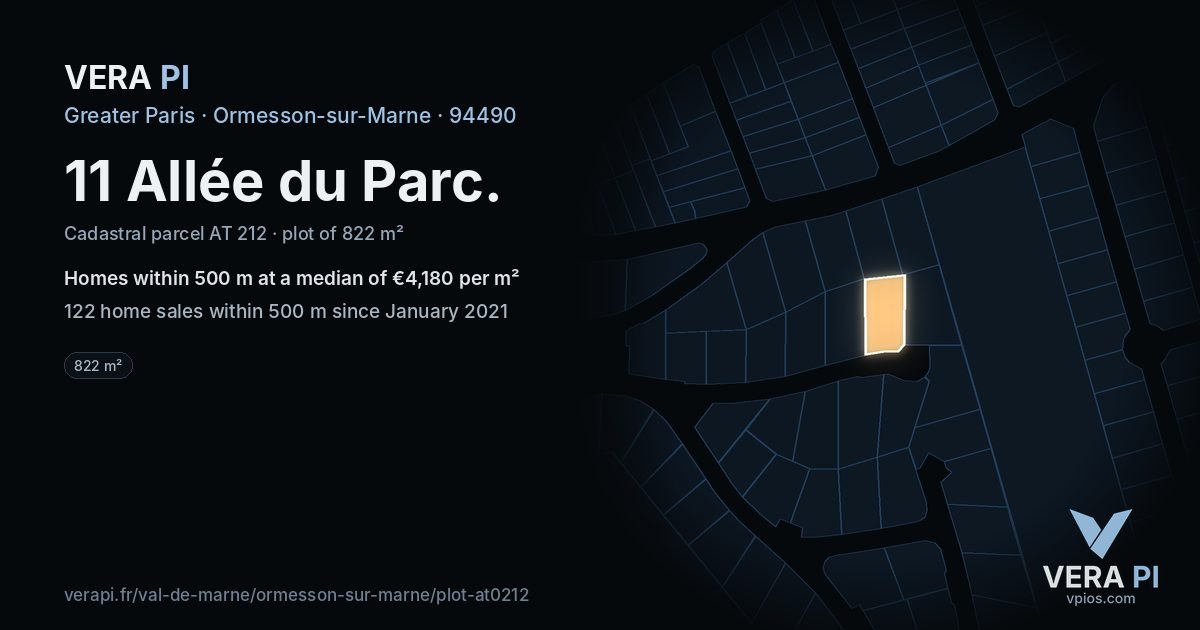 11 Allée du Parc, Ormesson-sur-Marne at night – the plot lit, the parcels around coloured by the prices near them